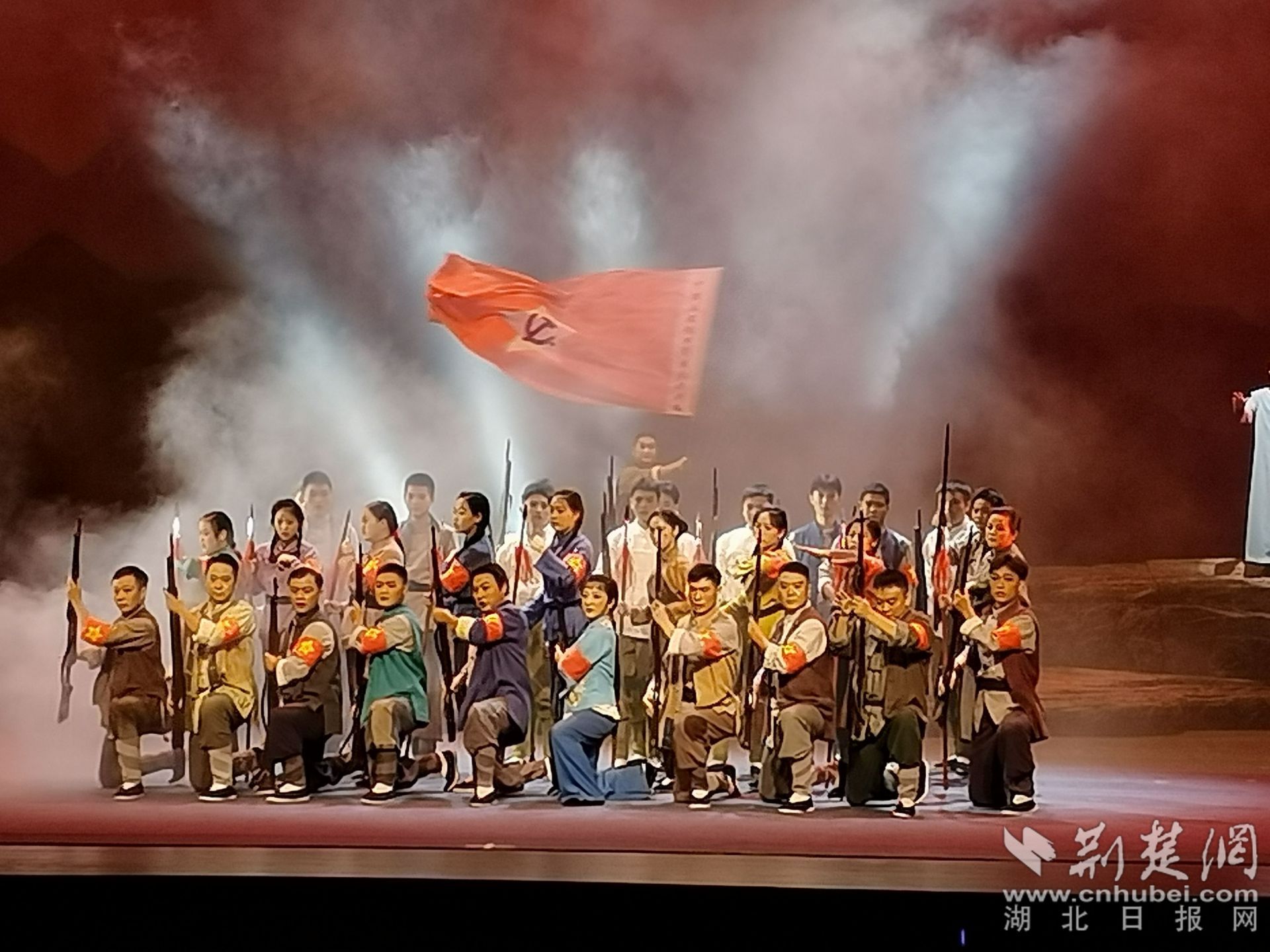 北路子花鼓戲《大悟烽火》展演現(xiàn)場。.jpeg.jpeg