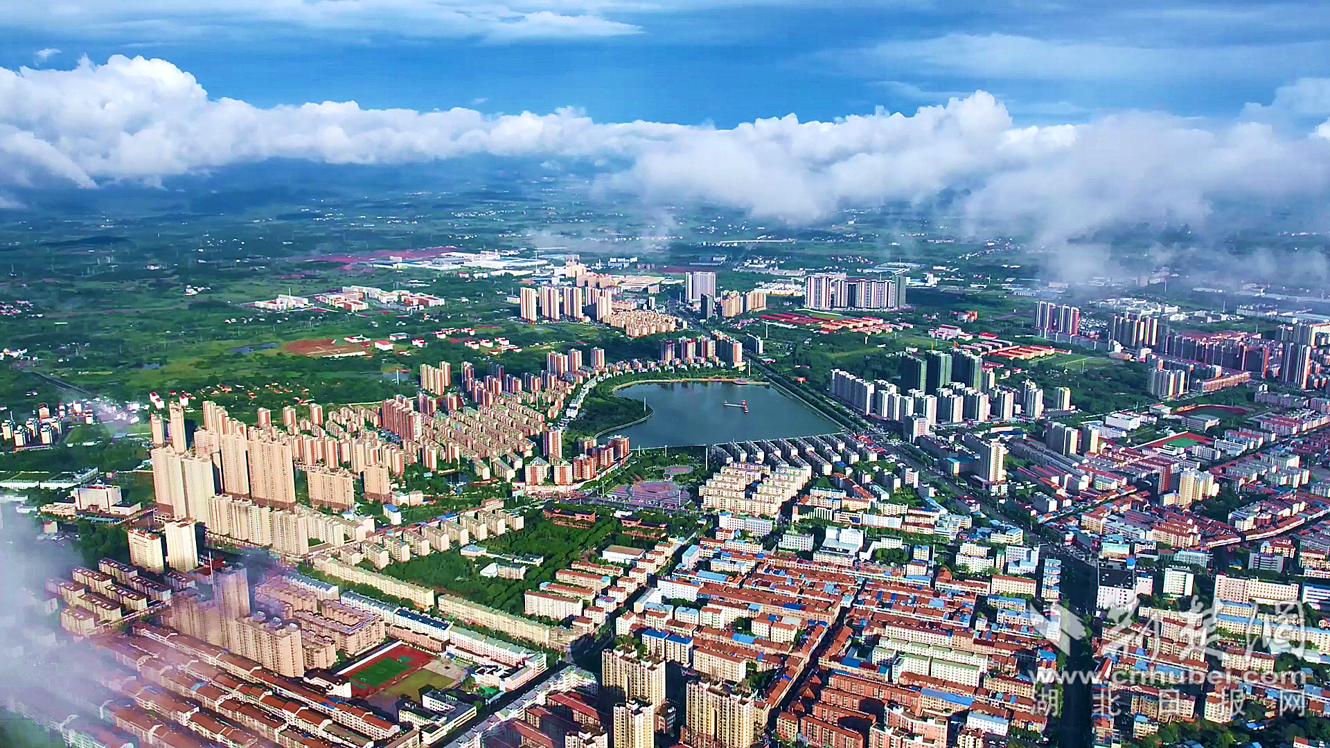 【99號(hào)】+《航拍孝昌》--胡長(zhǎng)順-15[00_00_01][20221118-180801]_副本.png.png